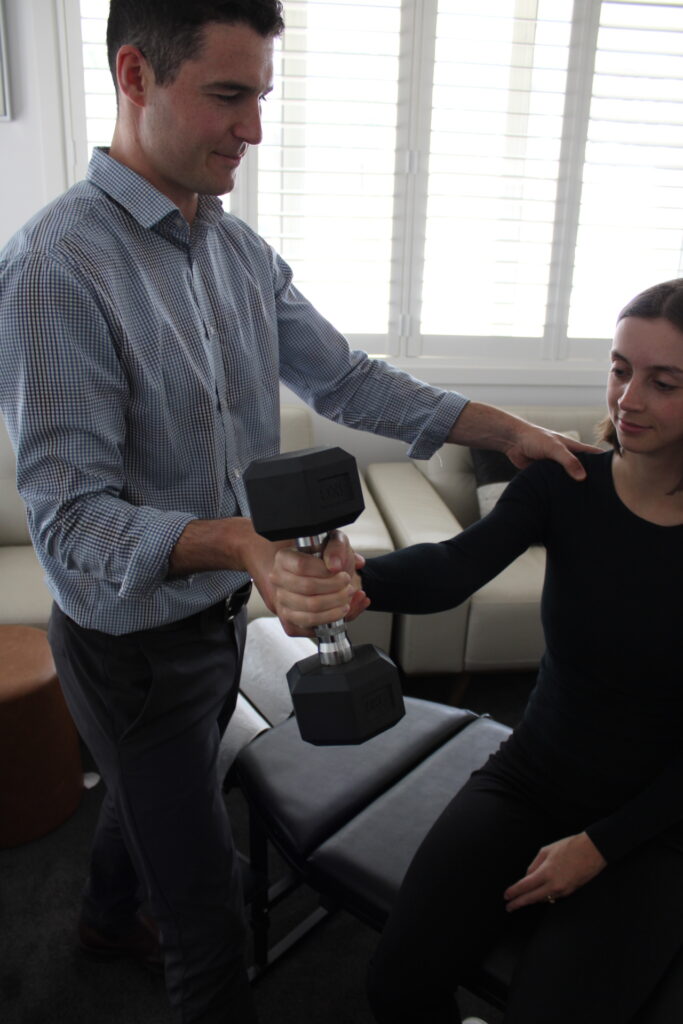 Shoulder pain chiropractor